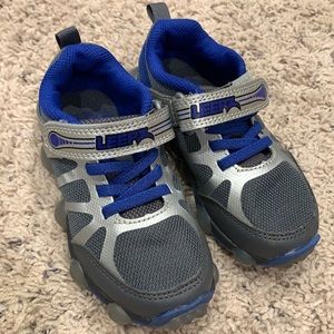 Toddler size 9 Leepz by Stride Rite